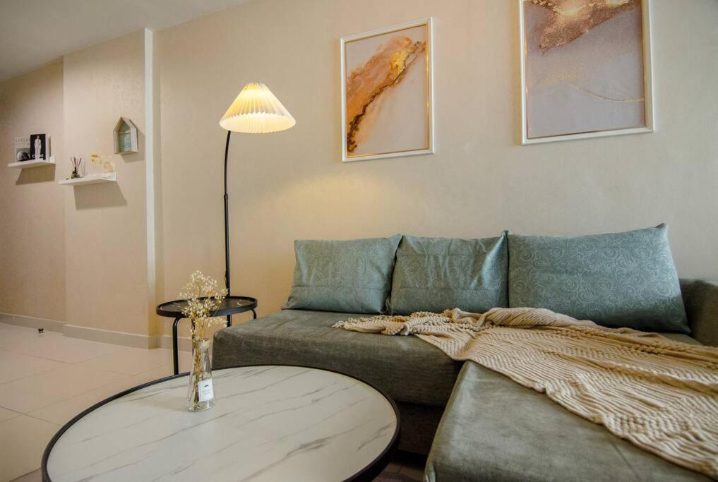 Kl Dorsett Damas Grandeur Suite-f-parking, Self C-in Pangsapuri Kuala Lumpur