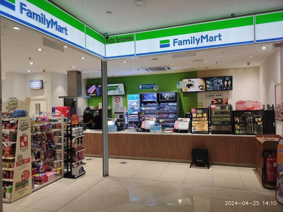 Kl Dorsett Damas Grandeur Suite-f-parking, Self C-in Pangsapuri *